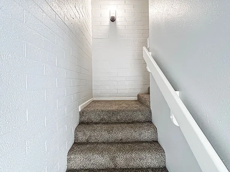 6802 N 17th Ave — Photo 22