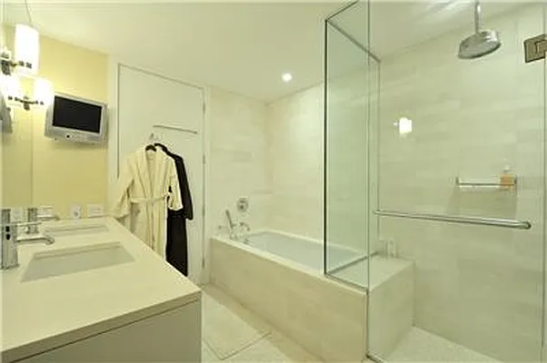 Sold by Isaacs Ganz Real Estate | media 3