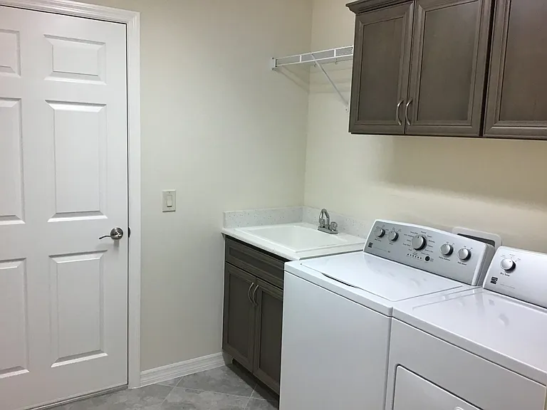 3255 Knowlton Ave — Photo 24