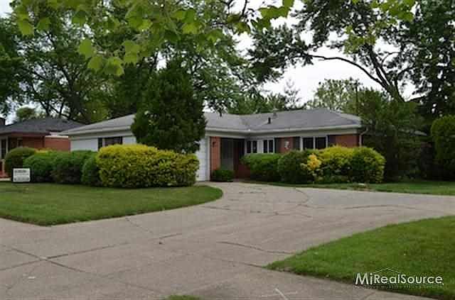 1st image of 22906 Ashley St