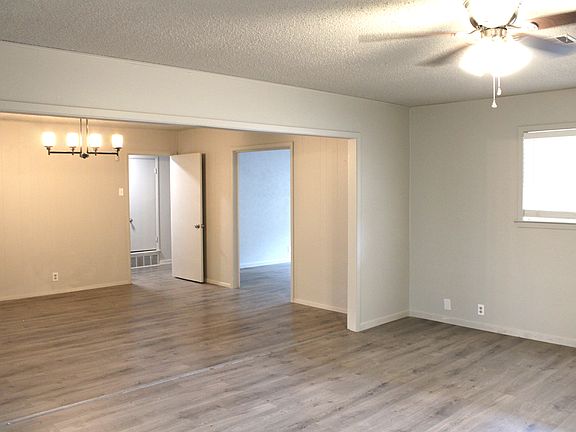 4th image of 804 Palmetto St