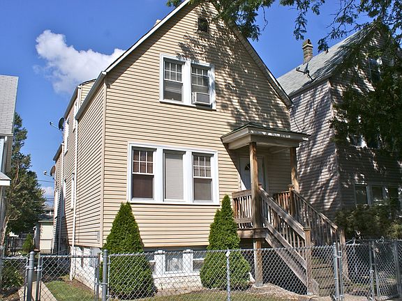 3rd image of 2416 N Lorel Ave