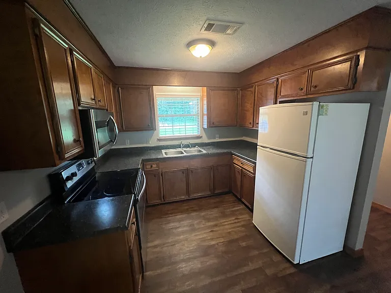 167 McLin Cv — Photo 7