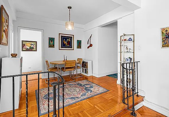 2nd image of 333 W 57th St APT 3H