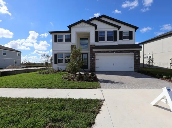 5677 Maydale Ave, Wesley Chapel, FL 33545