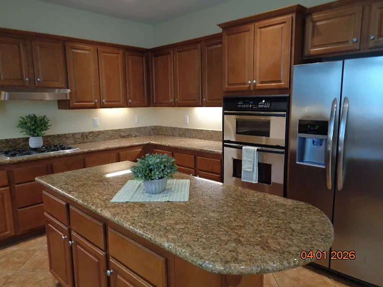 42308 Klamath Ln — Photo 8