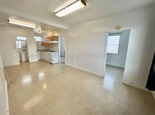 1637 Anapuni St #16, Honolulu, HI 96822