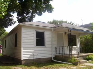104 S Davis St, Walton, IN 46994