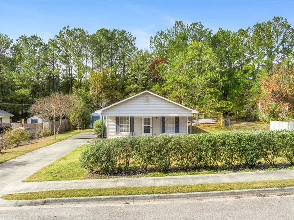 833 Lunsford Dr, Auburn, AL 36832