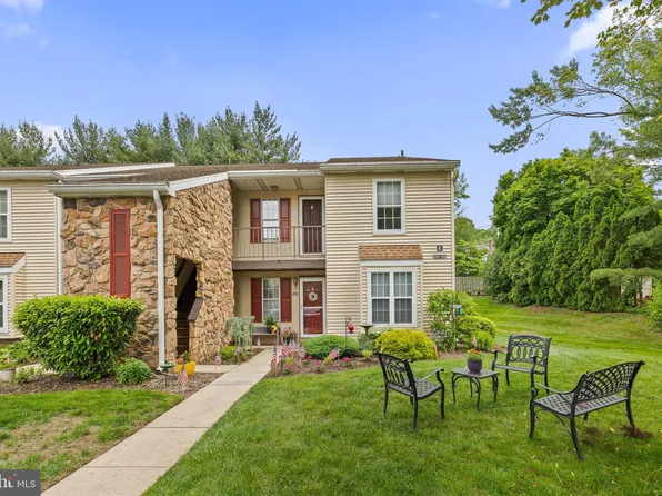 148 Valley Greene Cir, Reading, PA 19610