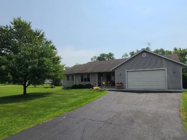 W7371 Kristen Dr, Pardeeville, WI 53954