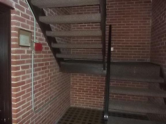 2nd image of 604 Sibley Blvd
