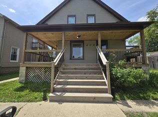 409 N Center St APT 1, Joliet, IL 60435