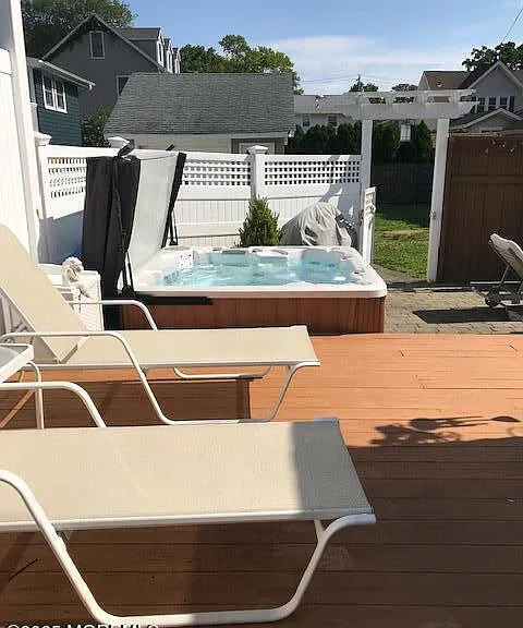 508 Passaic Ave — Photo 15