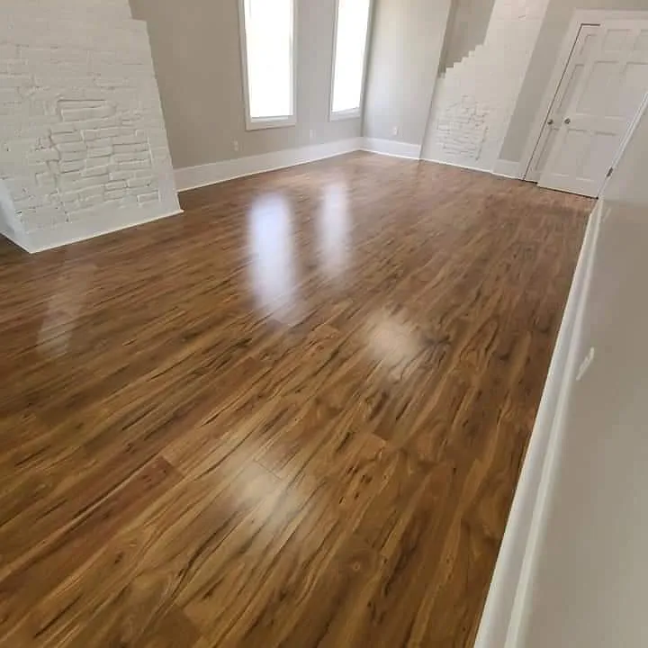 307 W 41st St