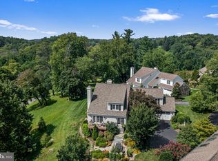 608 Lindsay Cir, Villanova, PA 19085