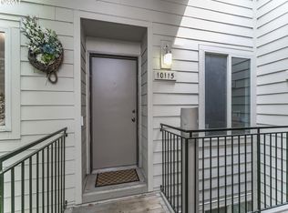 10115 SW Trapper Ter, Beaverton, OR 97008