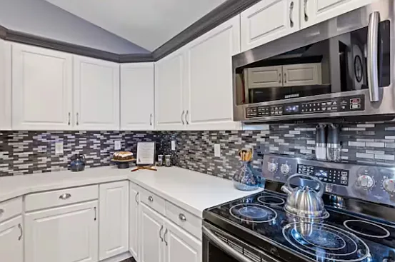 554 W Desert Ave — Photo 15