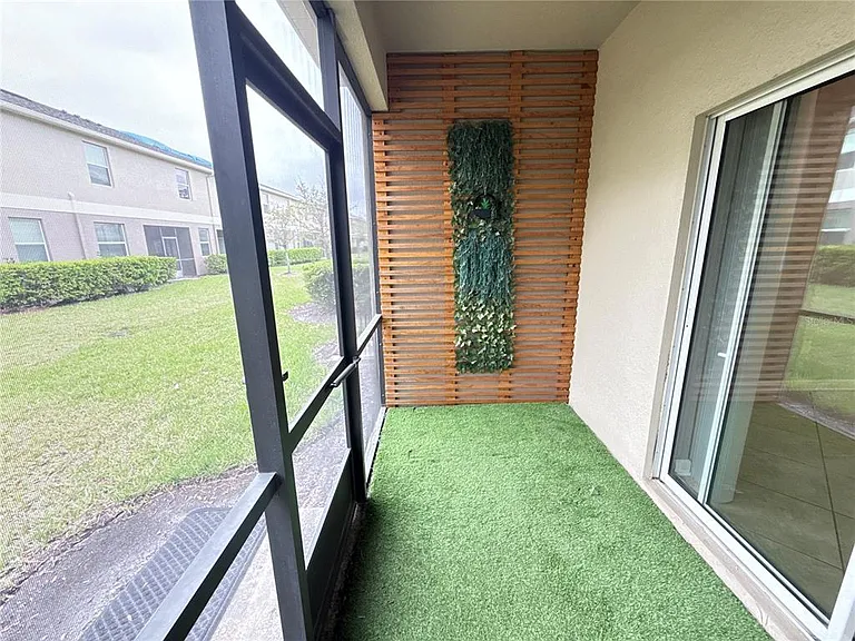 15246 Harrington Cove Dr — Photo 36
