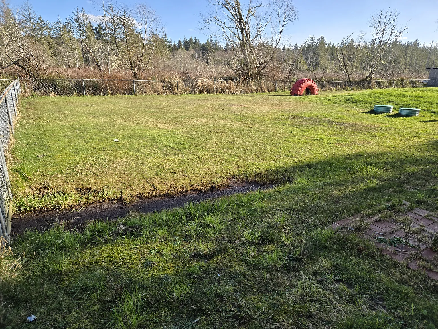 2 bed, 700 sqft, $1,550 — Photo 2
