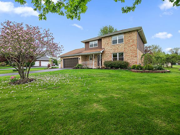 3rd image of 2800 Abbington Dr