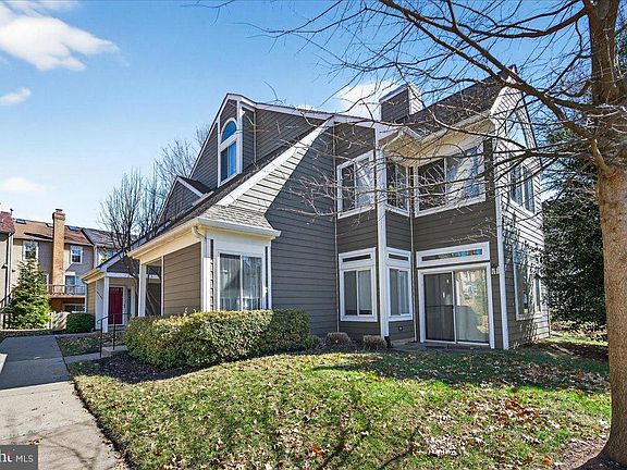 4th image of 12200 Fort Buffalo Cir #527