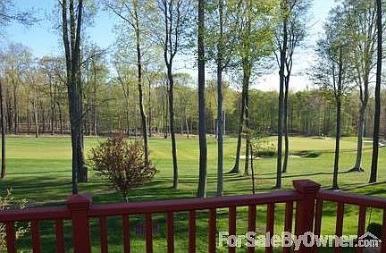 Back yard golf course view from the deck
						:
						USGA Golf Course Par1 Green view from the back yard.