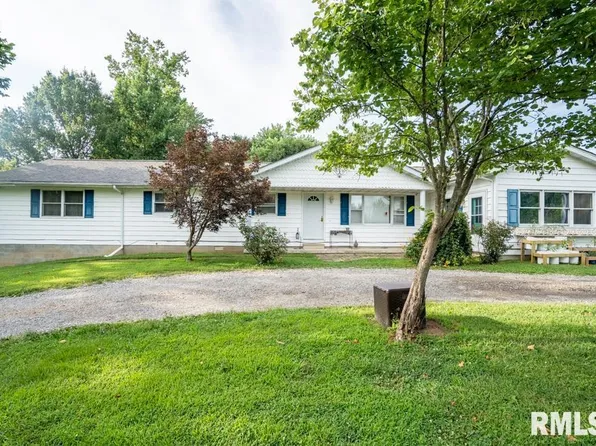 17000 Log Cabin Rd, Marion, IL 62959