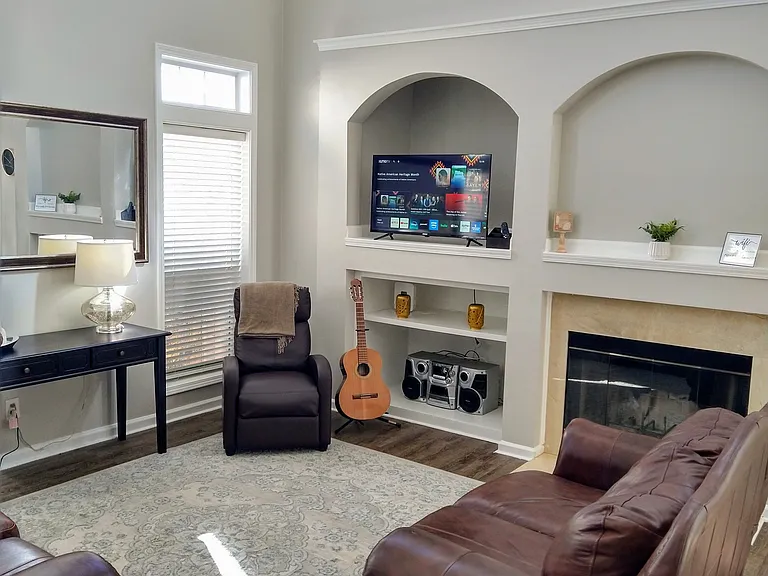 1467 Chamirey Dr SW — Photo 39