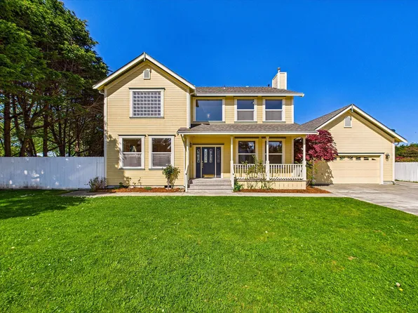 2910 Springer Dr, McKinleyville, CA 95519