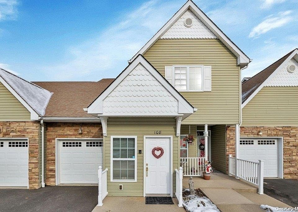 1st image of 108 Pond Circle #0