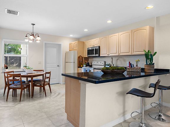Open Kitchen
