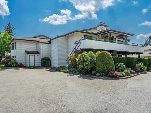 15153 98th Ave #137, Surrey, BC V3R 9M8