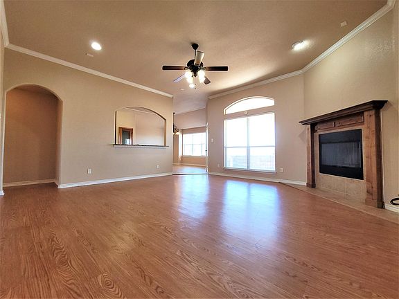 3rd image of 1610 Shadow Canyon Dr