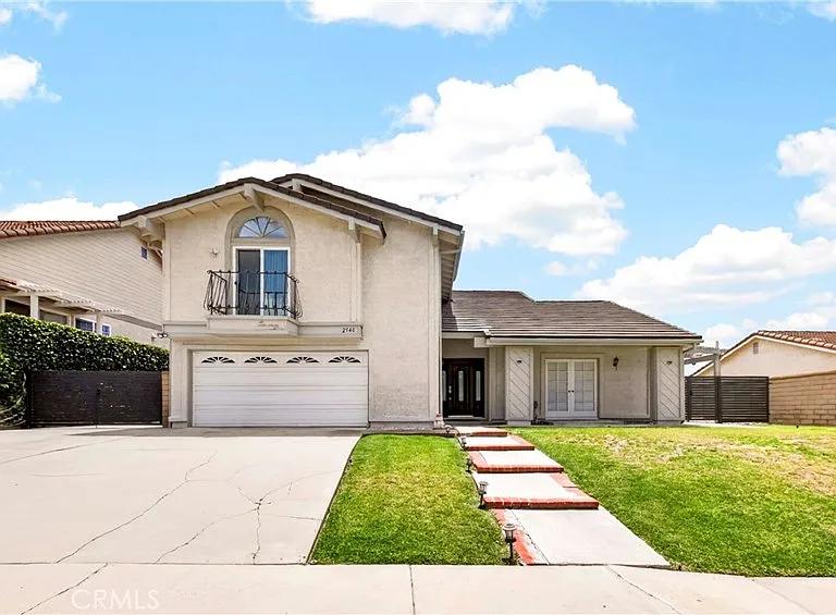2540 Royale Pl — Photo 1