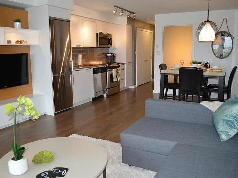 Fisgard St — Photo 8