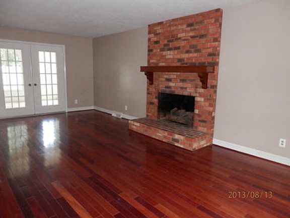 3rd image of 378 Homestead Trl