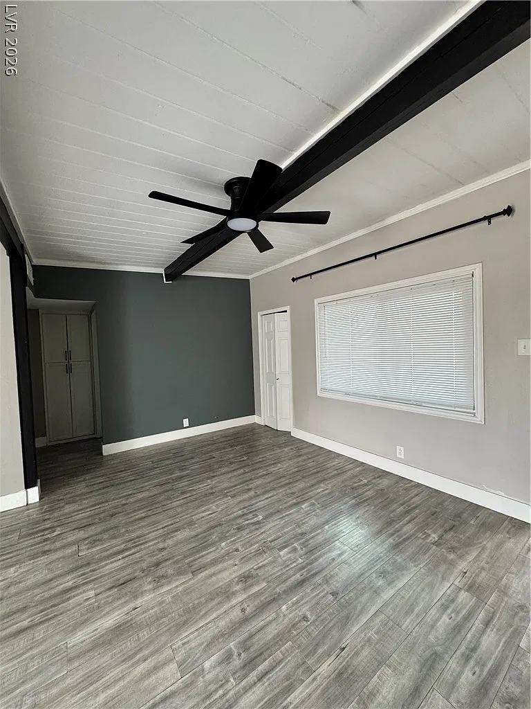 3 bed, 1.0 bath, 718 sqft, $1,900 — Photo 2