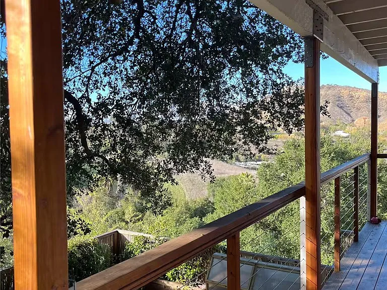 3543 Poppy Dr — Photo 2