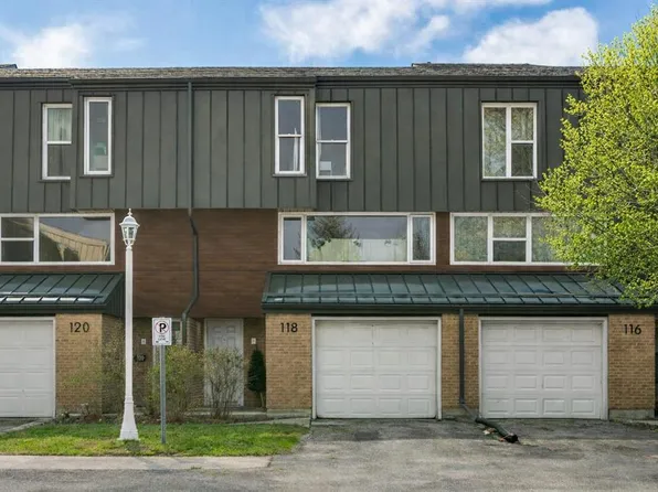 118 N Brae Glen Ln SW, Calgary, AB T2W 1B6