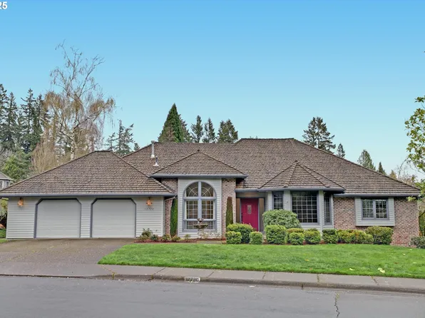 12720 NW Creekside Dr, Portland, OR 97229
