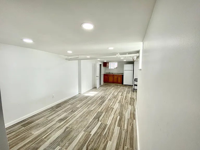 52 Willow Dr #0 — Photo 1