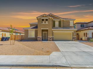 2911 La Calle Audaz Ave, Rosamond, CA 93560