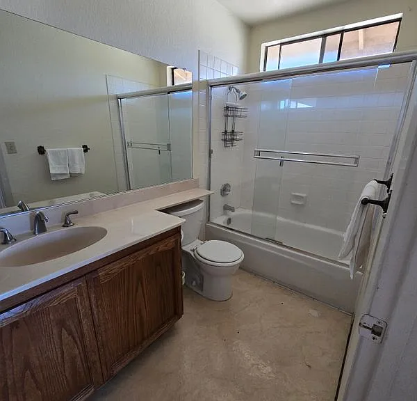 5001 Fern Pl #ROOM — Photo 1