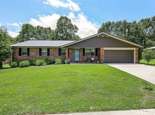 3101 N McDonald Ave, Springdale, AR 72762