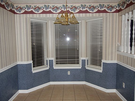 Kitchen breakfast nook