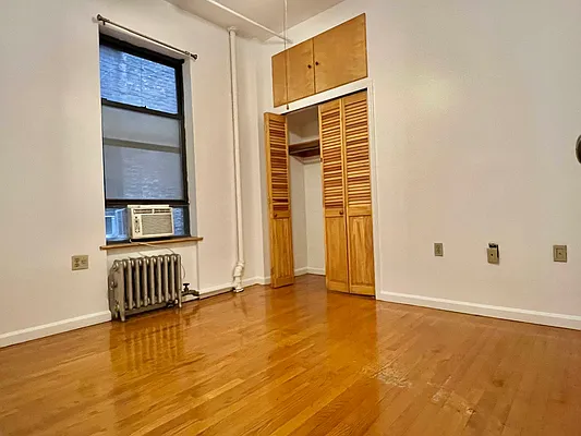 Rented by Compass | media 19