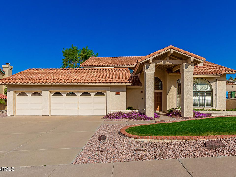 1st image of 1102 E BRAEBURN Drive