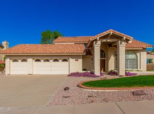 1102 E Braeburn Dr, Phoenix, AZ 85022
