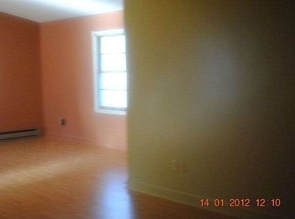 4th image of 191 Penny Ln